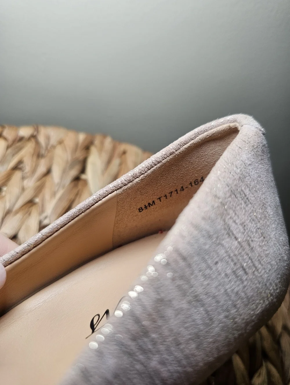 TROTTERS Noelle Metallic Leather Pumps Pointed Toe Kitten Heel Champagne Nude 8M